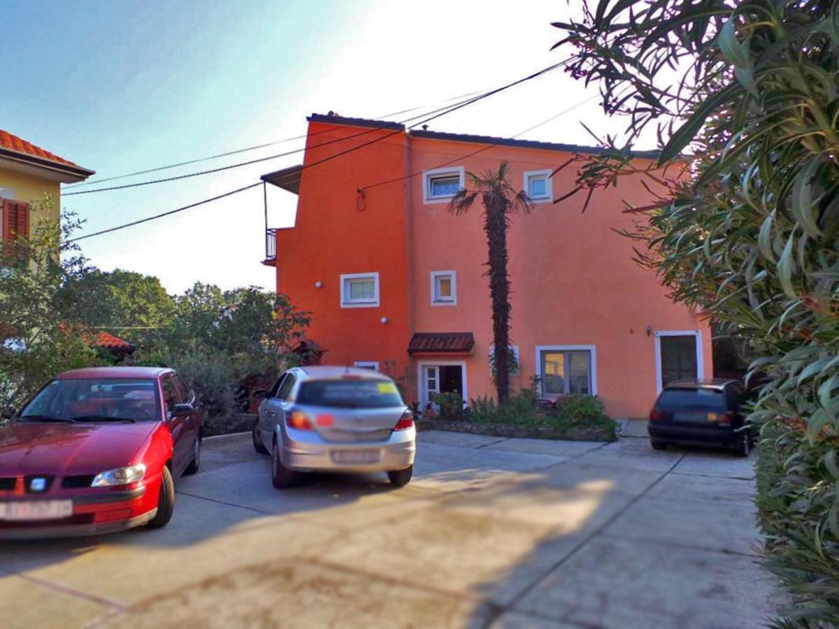 Apartments Skorup Icici Bagian luar foto